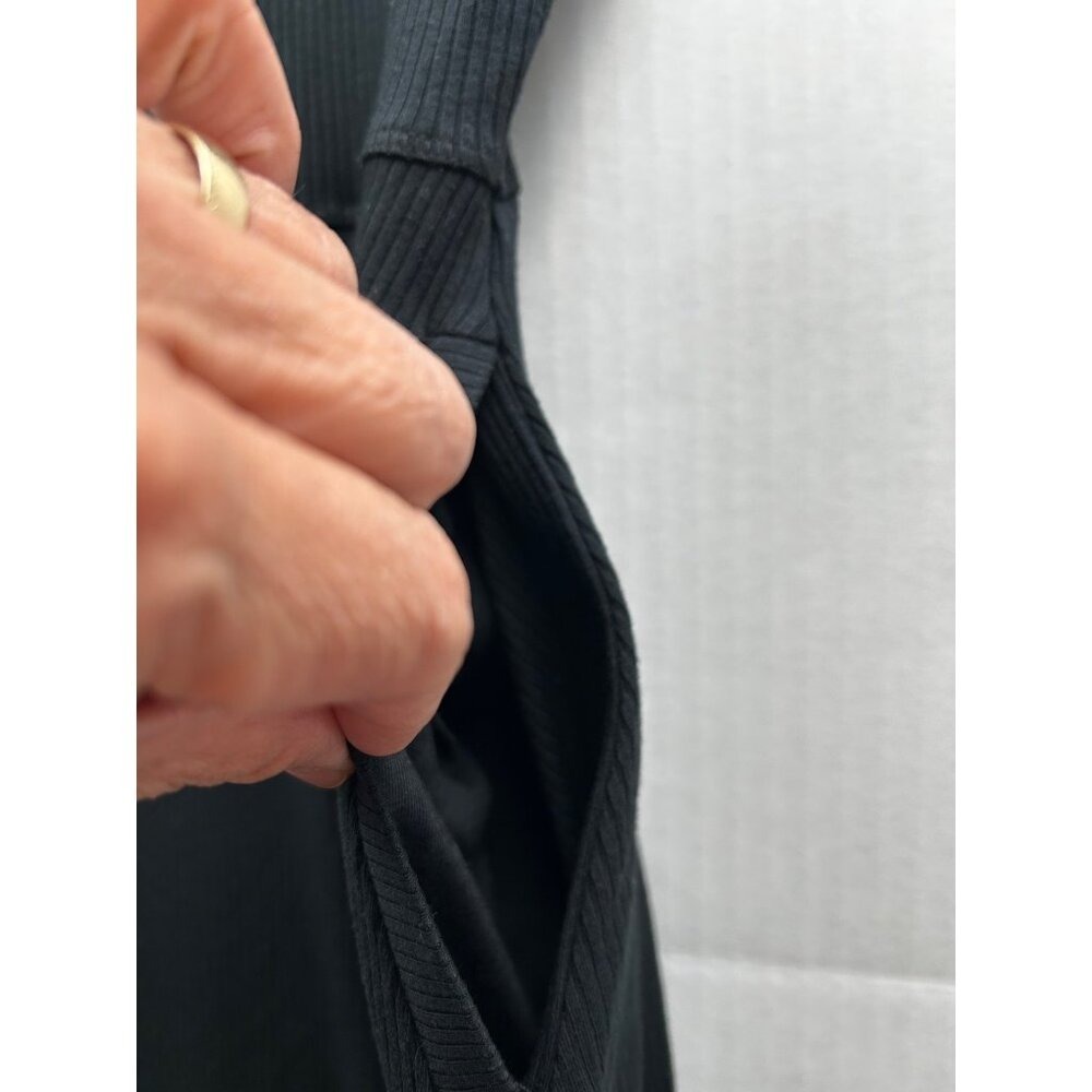 Lolë‎ Black Ribbed Sleeveless Dress Womens L Back Cutout Athleisure Minimalist - Picture 8 of 9